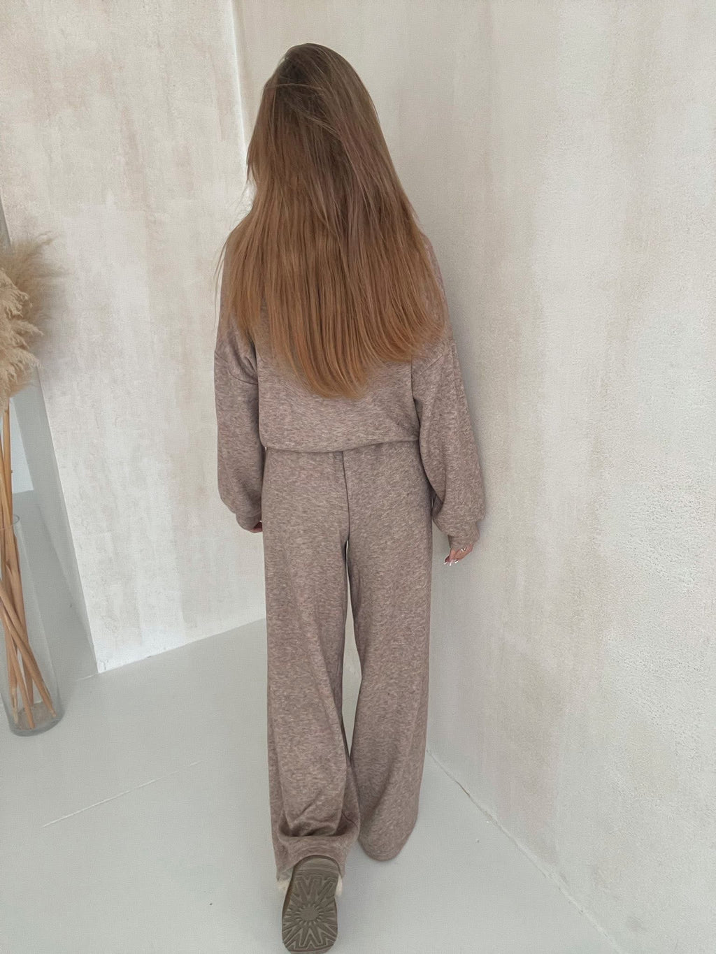 Komplet AGATHA ciemny beż