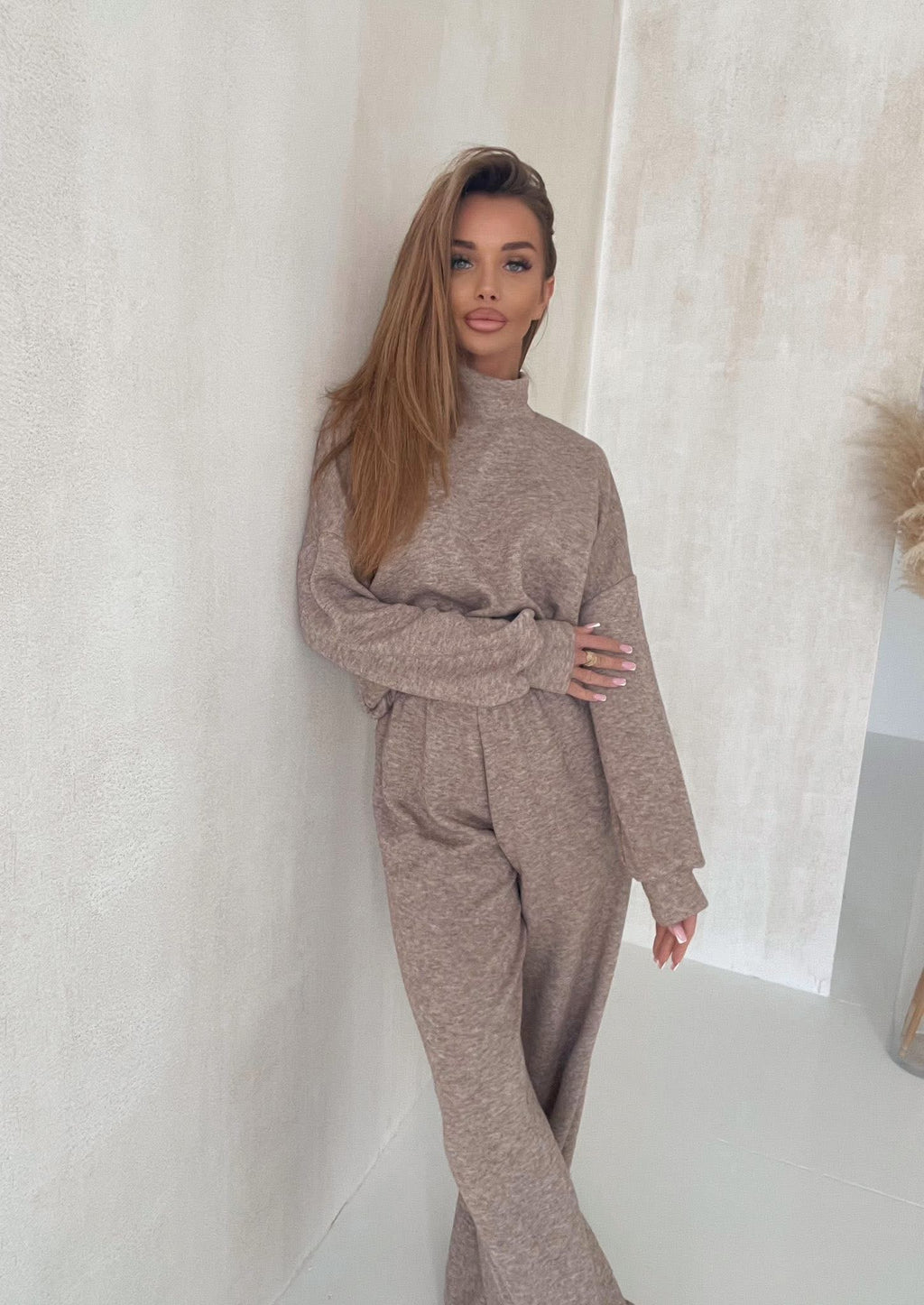 Komplet AGATHA ciemny beż